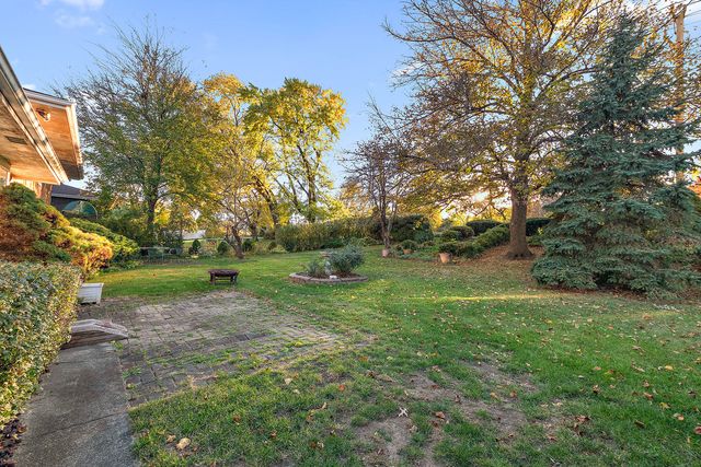 12810 S Cedar Lane, Palos Heights, IL 60463