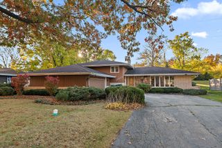 12810 S Cedar Lane, Palos Heights, IL 60463