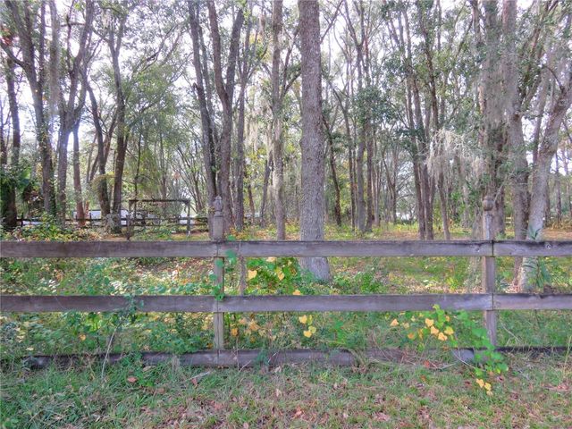 240 SE 165TH COURT ROAD, Silver Springs, FL 34488