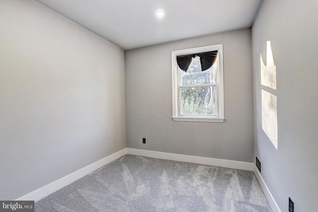 3929 DUVALL AVE, Baltimore, MD 21216