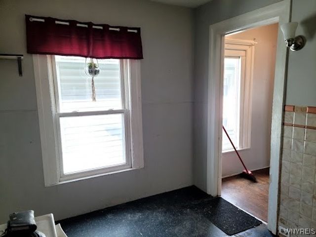 58 Genesee Street, Lockport City, NY 14094