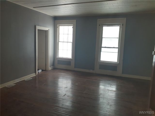 58 Genesee Street, Lockport City, NY 14094