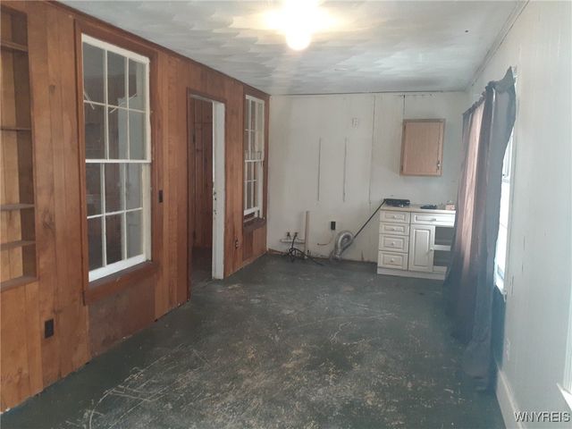 58 Genesee Street, Lockport City, NY 14094