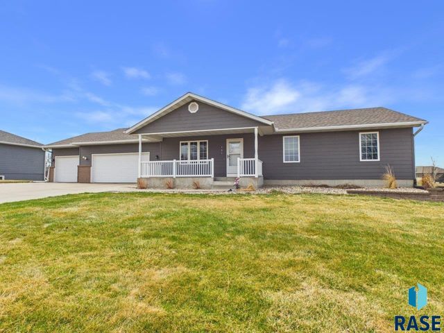 405 S Nicole Ave Avenue, Crooks, SD 57020