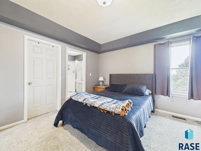 405 S Nicole Ave Avenue, Crooks, SD 57020