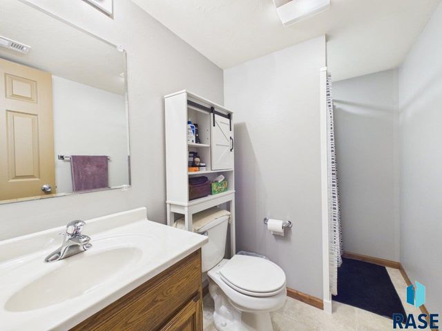405 S Nicole Ave Avenue, Crooks, SD 57020