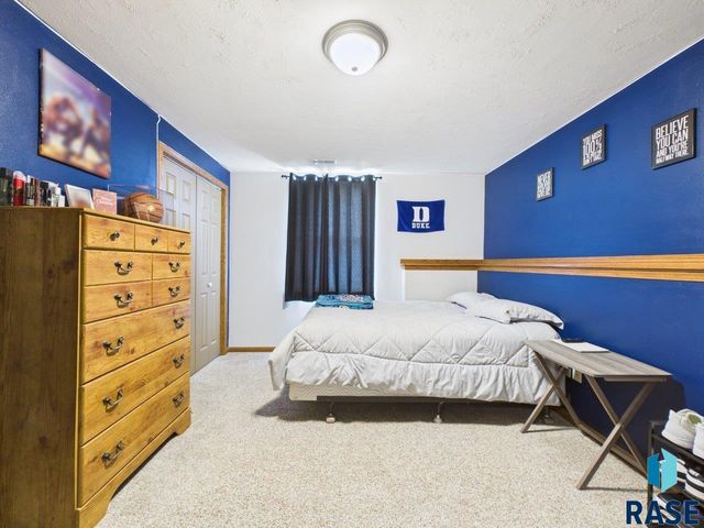 405 S Nicole Ave Avenue, Crooks, SD 57020