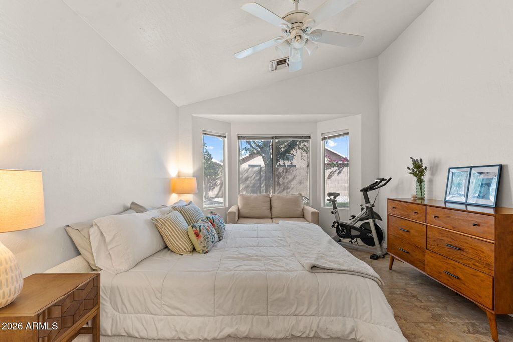 8414 W TROY Street, Peoria, AZ 85382 — photo 4