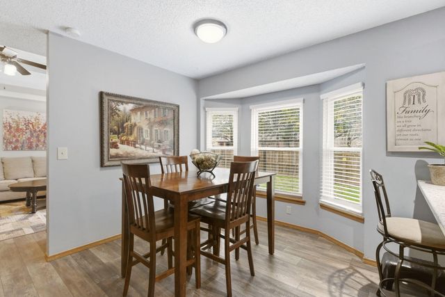 3045 W Darby Street, Springfield, MO 65810