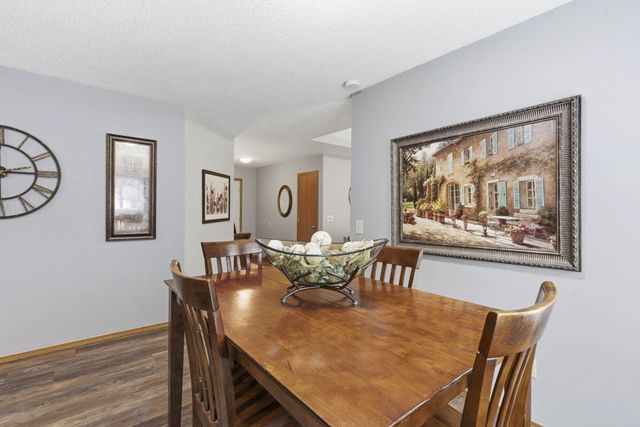 3045 W Darby Street, Springfield, MO 65810