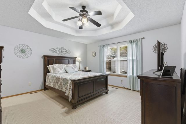 3045 W Darby Street, Springfield, MO 65810