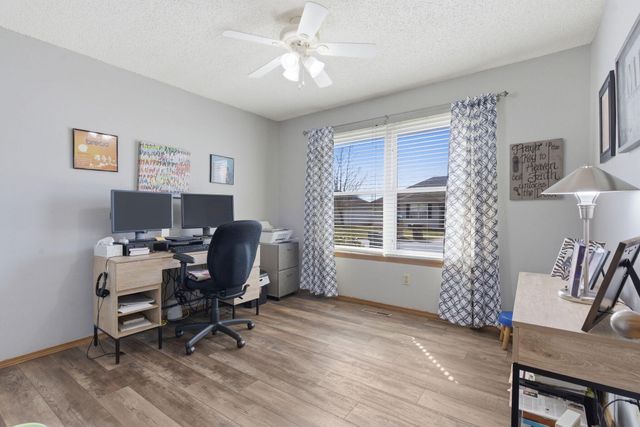 3045 W Darby Street, Springfield, MO 65810