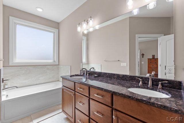 8719 Castlebar Lane, Cambridge Twp, MI 49265