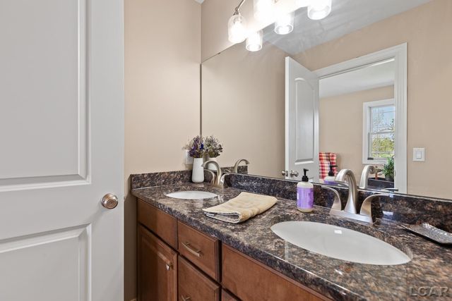 8719 Castlebar Lane, Cambridge Twp, MI 49265