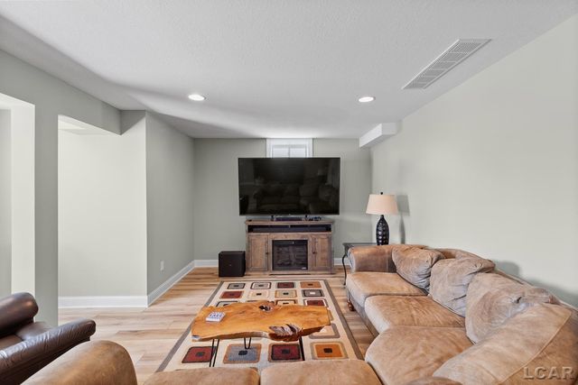 8719 Castlebar Lane, Cambridge Twp, MI 49265