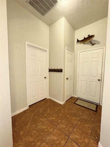 13406 Popes Creek Lane, Houston, TX 77044