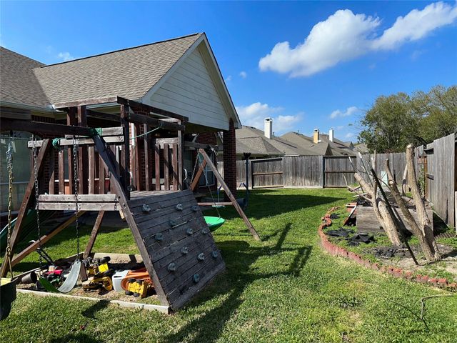 13406 Popes Creek Lane, Houston, TX 77044