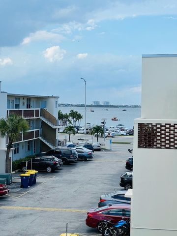 1780 79th St Cswy C312, North Bay Village, FL 33141