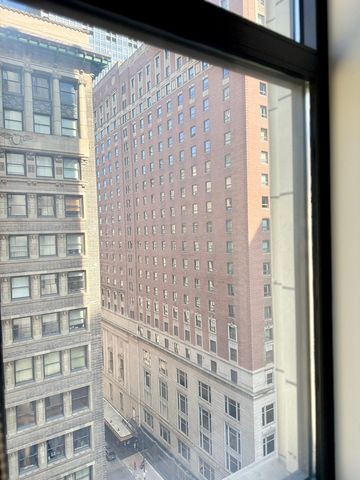 8 W Monroe Street 1105, Chicago, IL 60603