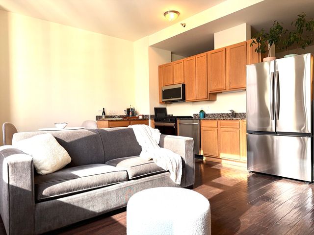 8 W Monroe Street 1105, Chicago, IL 60603