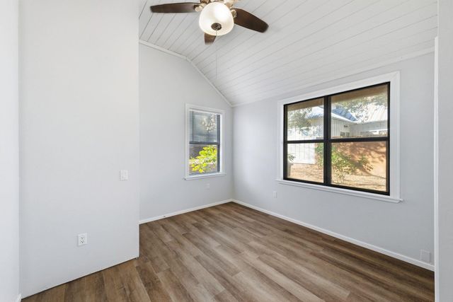 1811 Waterston Ave A, Austin, TX 78703