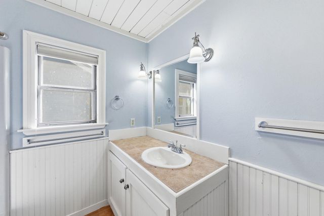 1811 Waterston Ave A, Austin, TX 78703