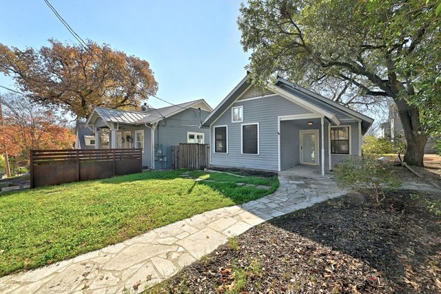 1811 Waterston Ave A, Austin, TX 78703