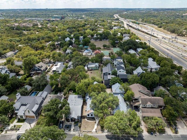 1811 Waterston Ave A, Austin, TX 78703