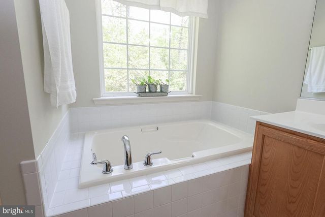 24065 PAPPYS WAY, Hollywood, MD 20636