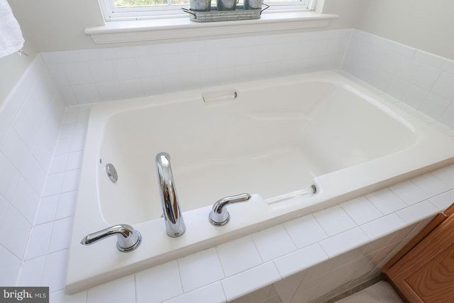 24065 PAPPYS WAY, Hollywood, MD 20636