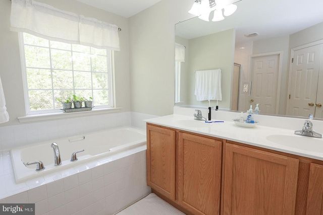 24065 PAPPYS WAY, Hollywood, MD 20636