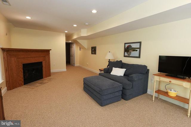 24065 PAPPYS WAY, Hollywood, MD 20636