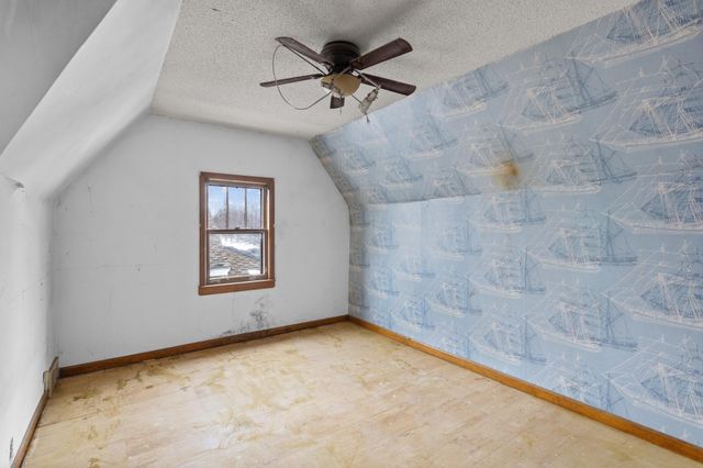 5301 Emerson Avenue N, Brooklyn Center, MN 55430