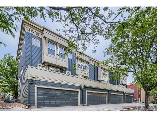 9493 Longs Peak Dr, Commerce City, CO 80640