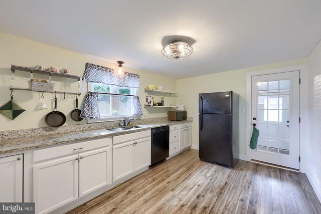 2748 HORSESHOE PIKE, Palmyra, PA 17078
