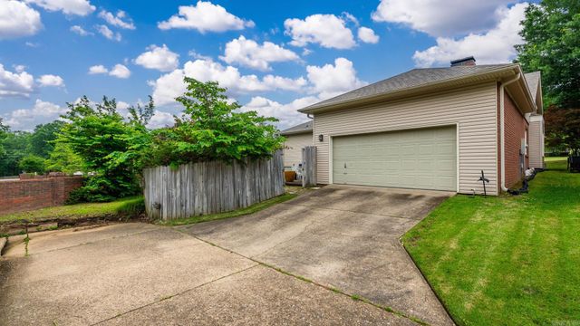 12500 Gleneagles Drive, Little Rock, AR 72211