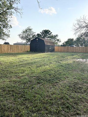12116 Loop 107, Adkins, TX 78101