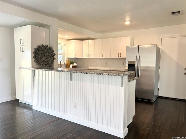 12116 Loop 107, Adkins, TX 78101