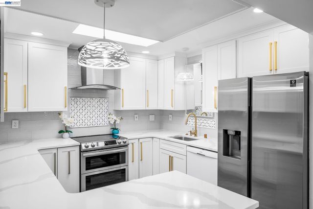 4019 Rennellwood Way, Pleasanton, CA 94566