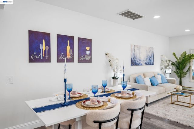 4019 Rennellwood Way, Pleasanton, CA 94566