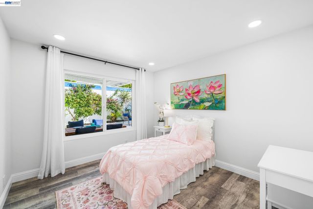 4019 Rennellwood Way, Pleasanton, CA 94566