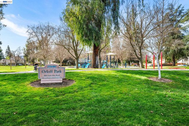 4019 Rennellwood Way, Pleasanton, CA 94566