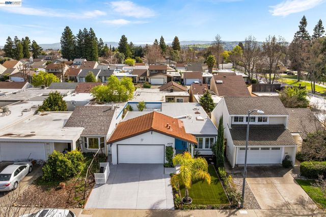 4019 Rennellwood Way, Pleasanton, CA 94566