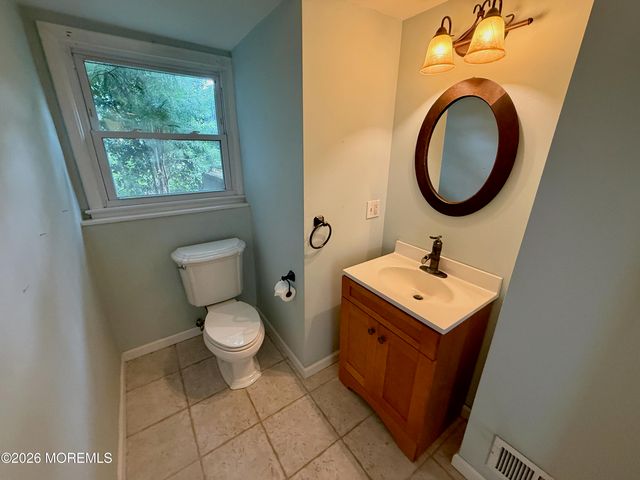 34 Highland Avenue, Rumson, NJ 07760