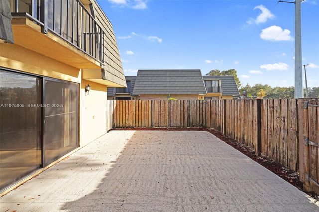 2206 22nd Way, West Palm Beach, FL 33407