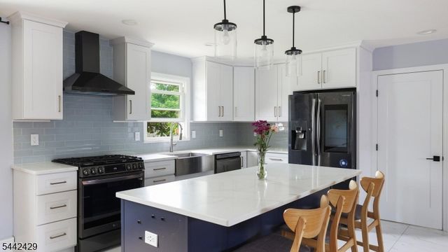 2101 Orchard Ter, Linden City, NJ 07036