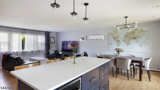 2101 Orchard Ter, Linden City, NJ 07036