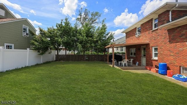 2101 Orchard Ter, Linden City, NJ 07036