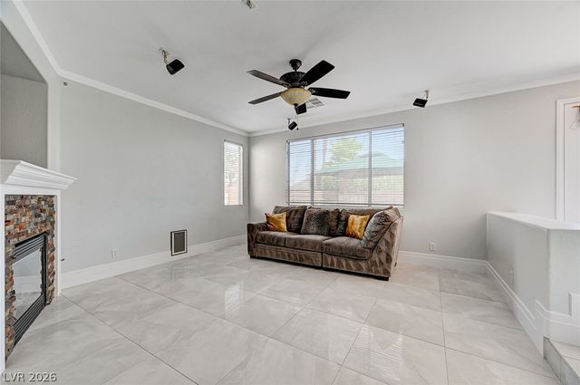 3720 Russell Peterson Court, Las Vegas, NV 89129