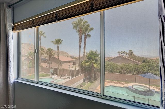 3720 Russell Peterson Court, Las Vegas, NV 89129